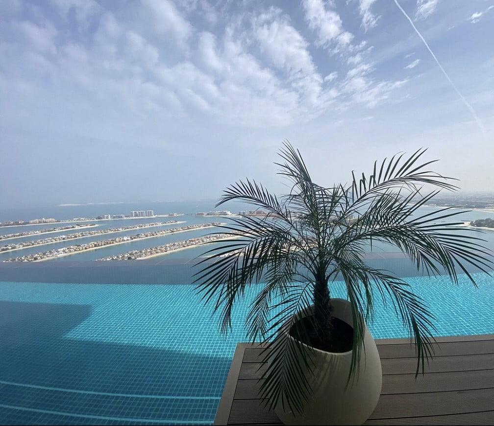 Aura Skypool Experience Palm View Dubai