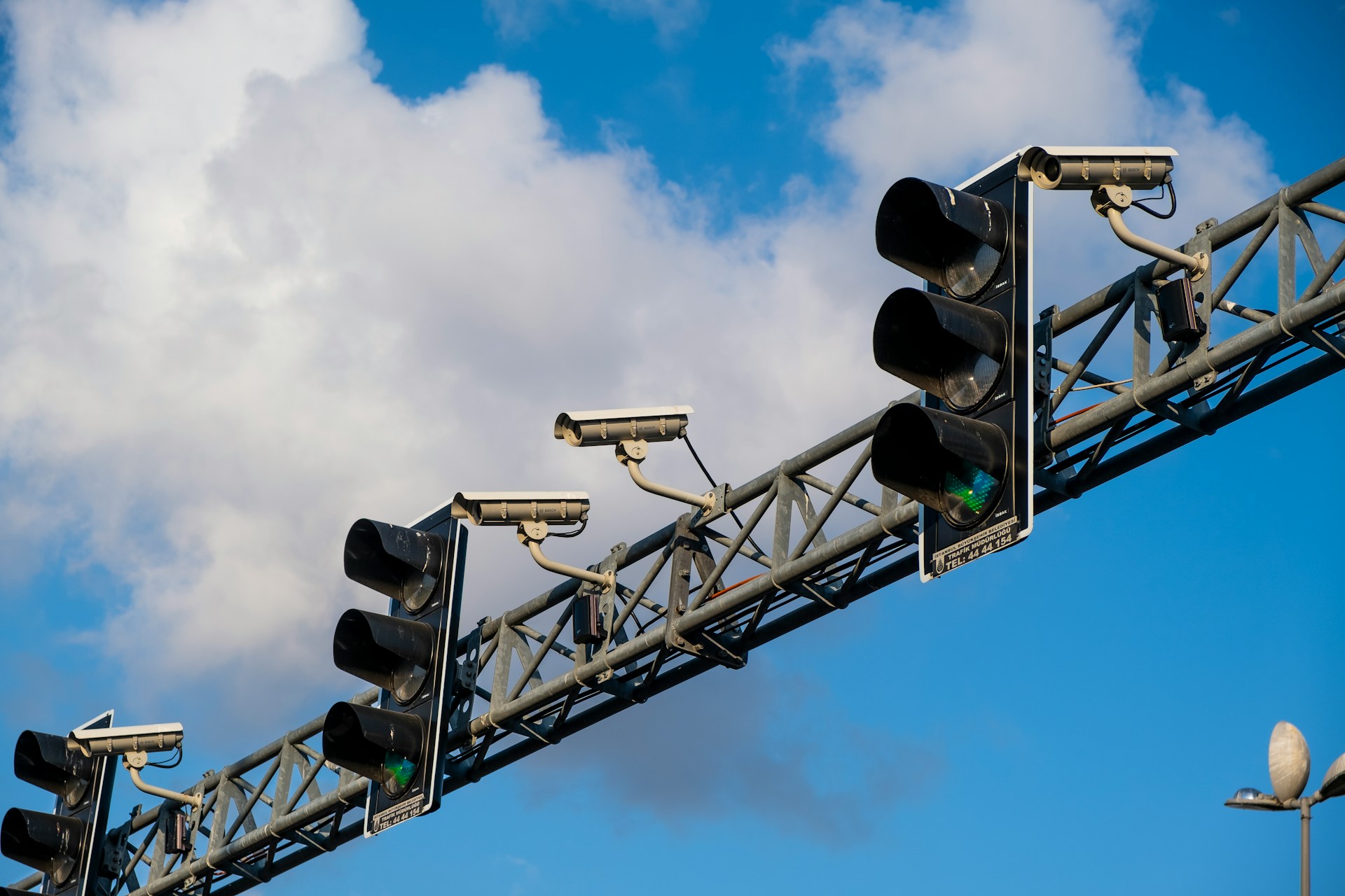 dubai traffic fines speed camera