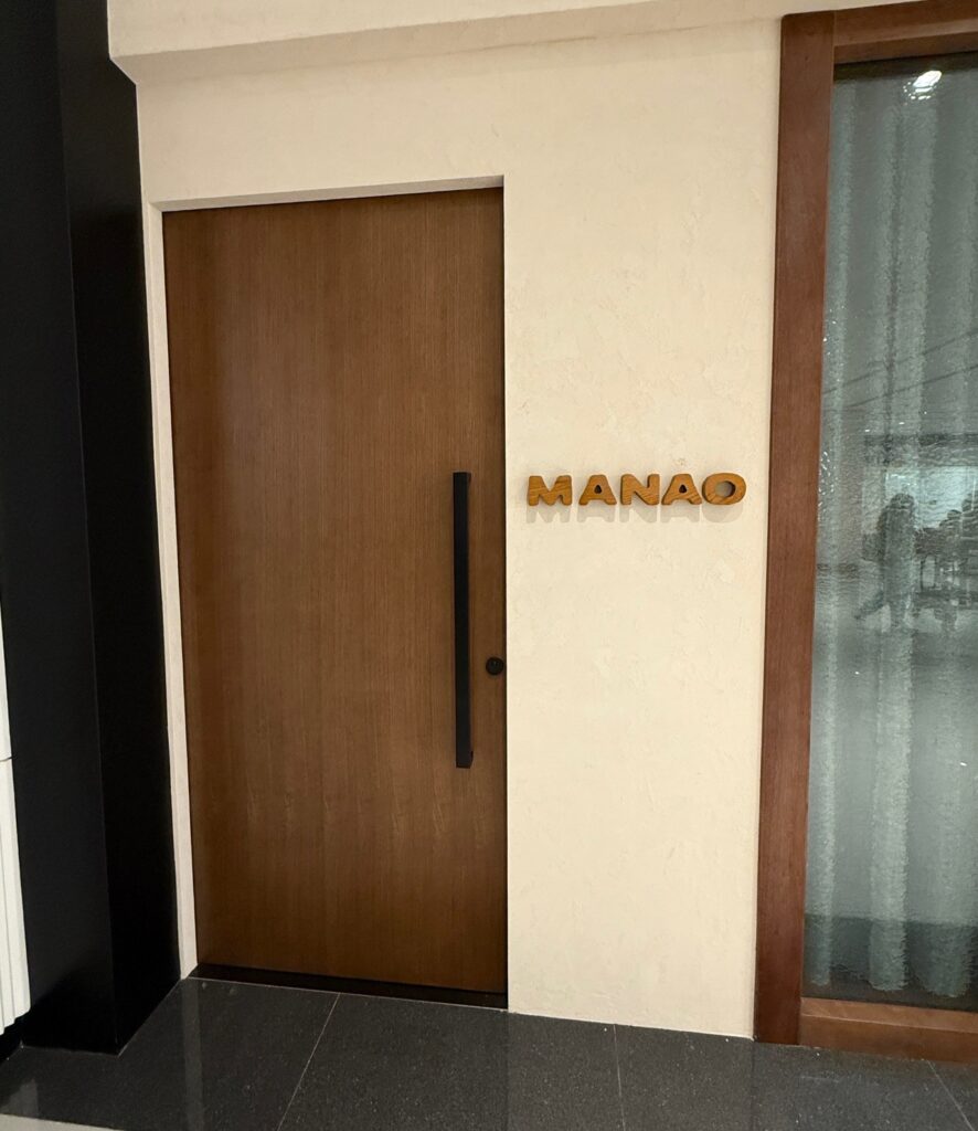 Manao Restaurant entrance