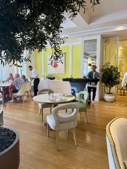 Rhodes W1 Brunch DJ